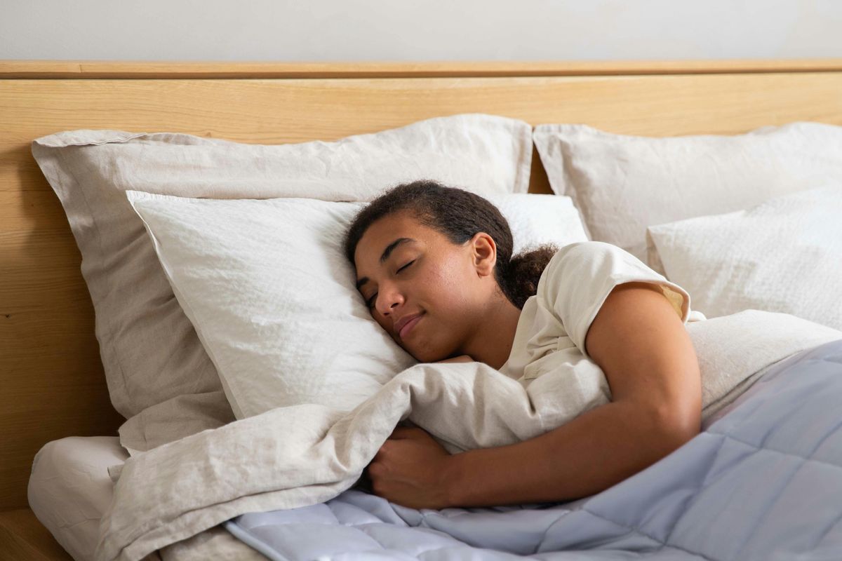 Tidur Siang Berlebihan? Waspada Risiko Kesehatan yang Bisa Meningkat